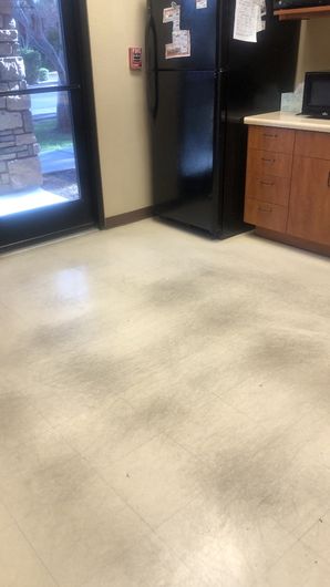 Before & After Floor Cleaning in Chandler, AZ (1)